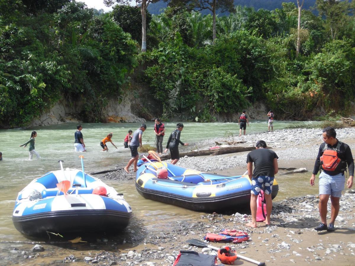 Ambow Homestay Jungle Trekking & Village Tour Bukit Lawang Luaran gambar