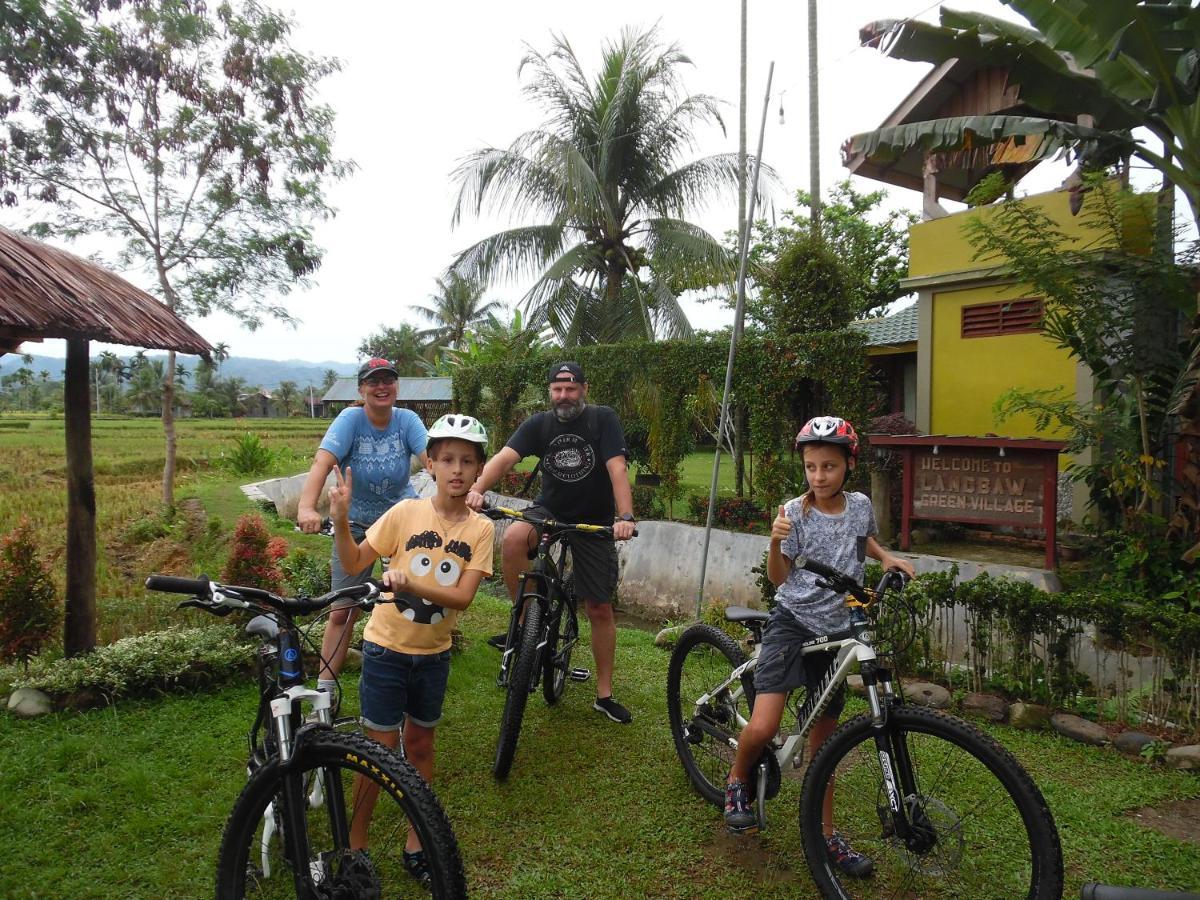 Ambow Homestay Jungle Trekking & Village Tour Bukit Lawang Luaran gambar