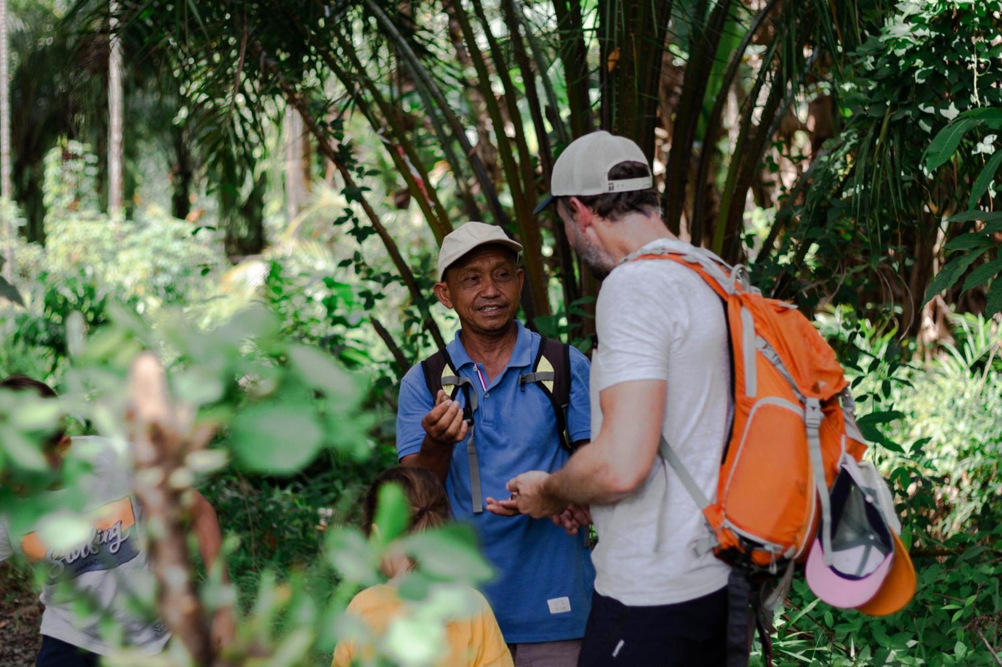 Ambow Homestay Jungle Trekking & Village Tour Bukit Lawang Luaran gambar