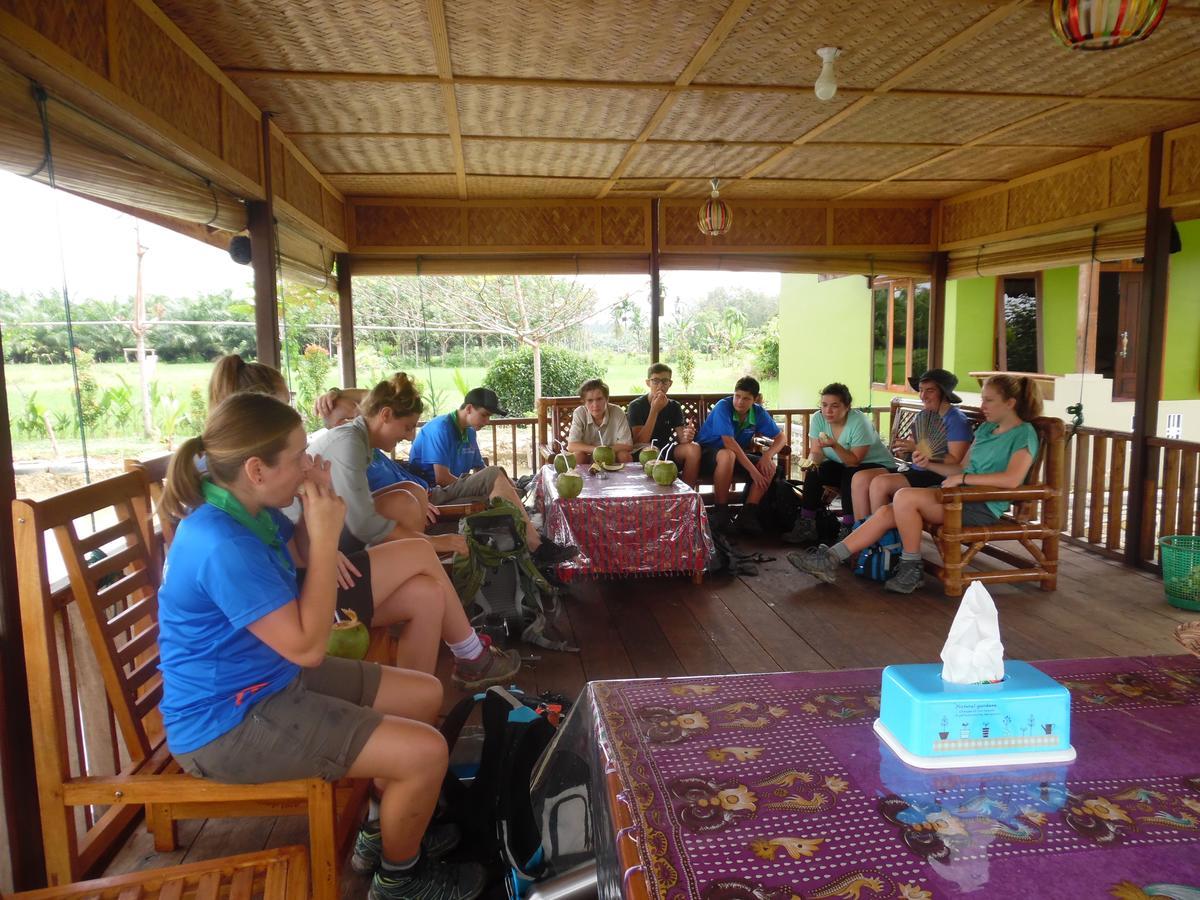 Ambow Homestay Jungle Trekking & Village Tour Bukit Lawang Luaran gambar