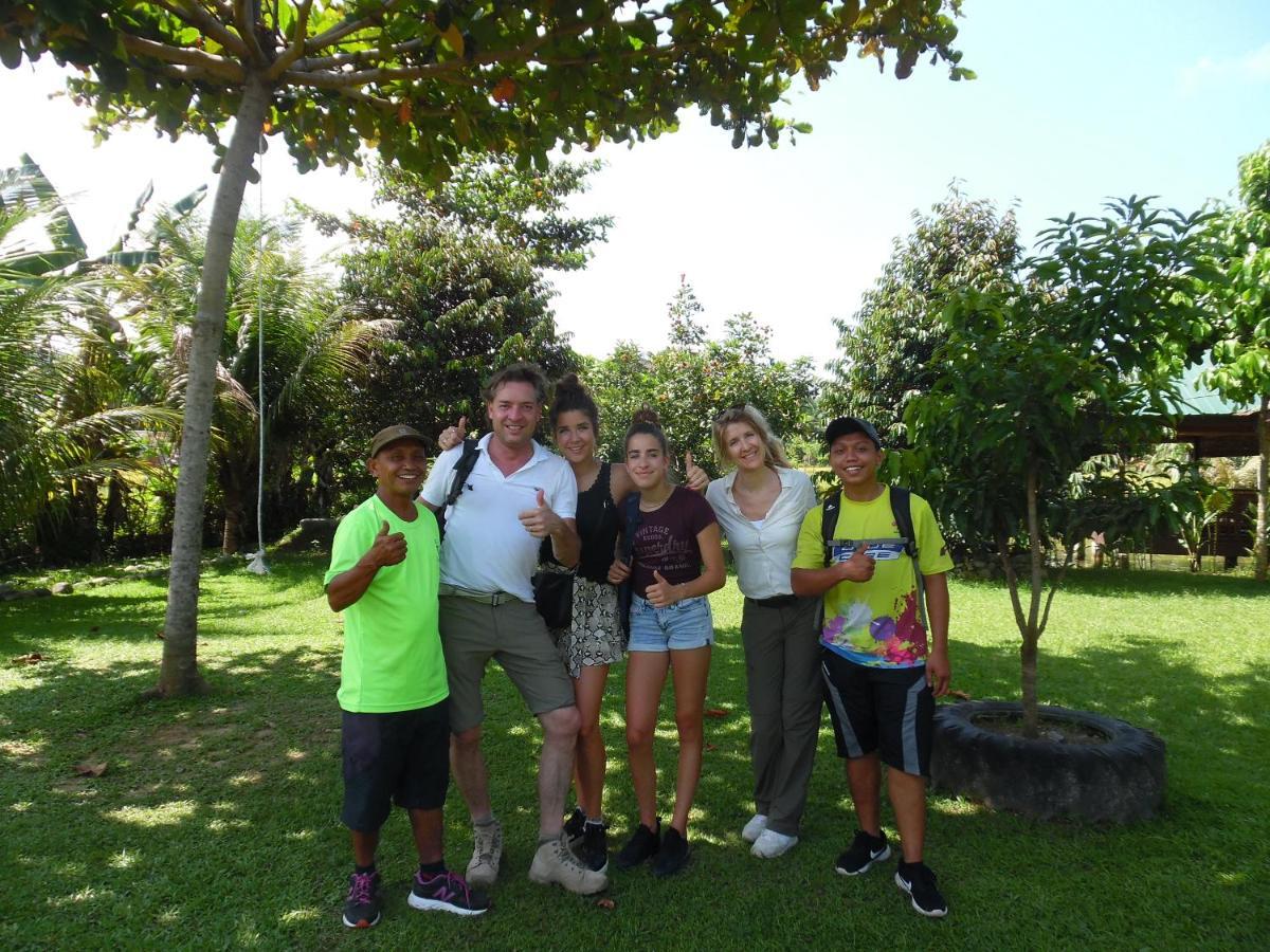 Ambow Homestay Jungle Trekking & Village Tour Bukit Lawang Luaran gambar