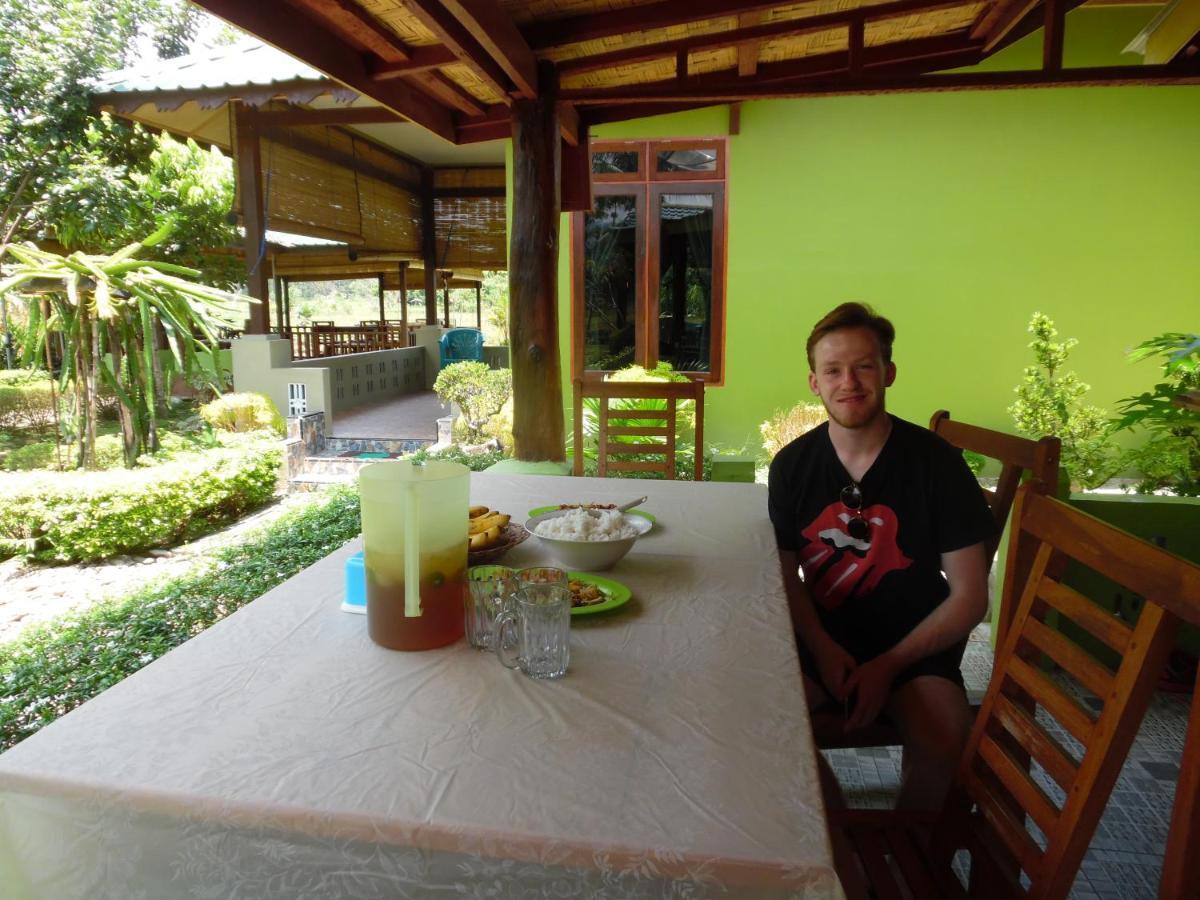 Ambow Homestay Jungle Trekking & Village Tour Bukit Lawang Luaran gambar
