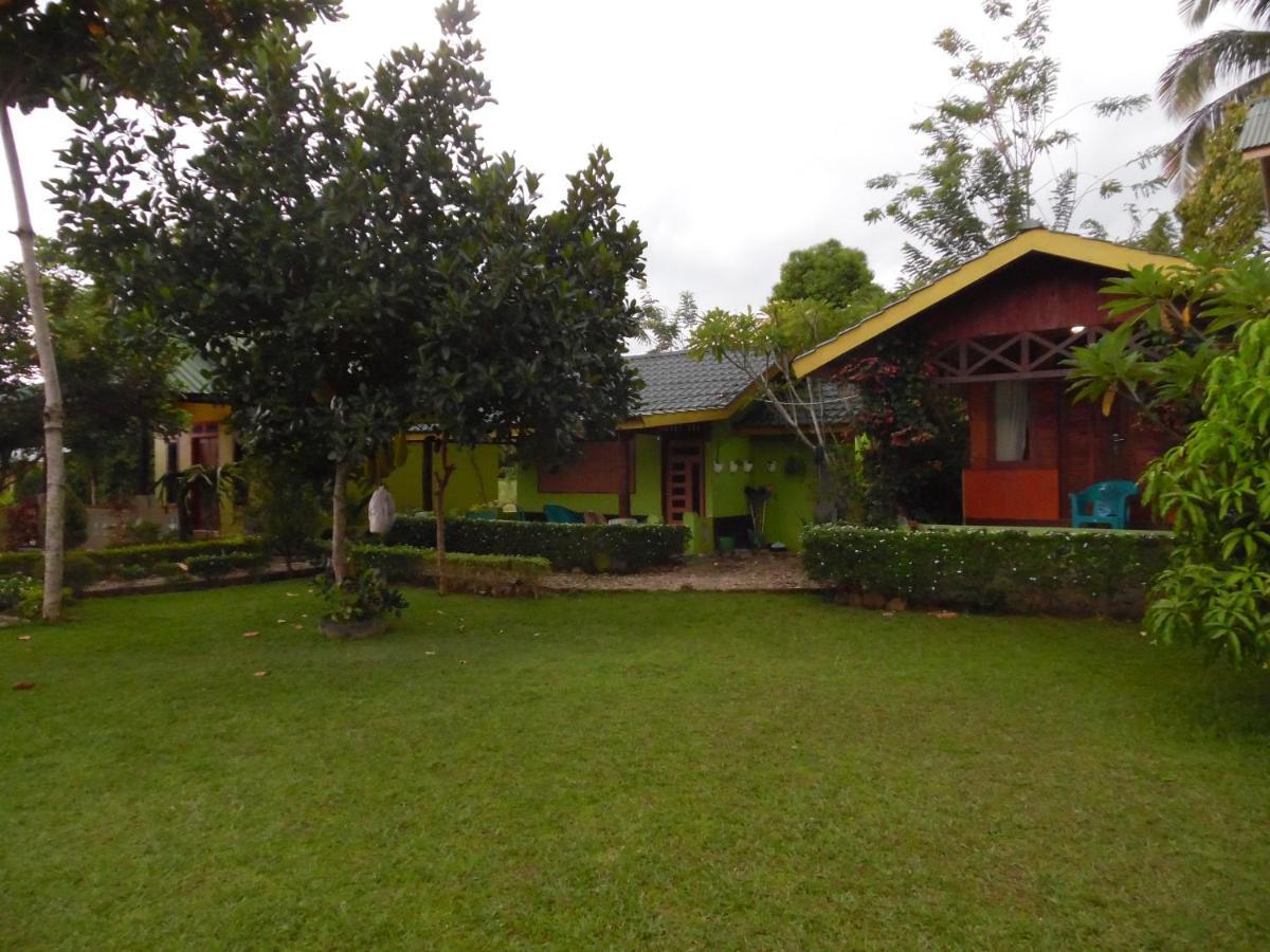 Ambow Homestay Jungle Trekking & Village Tour Bukit Lawang Luaran gambar